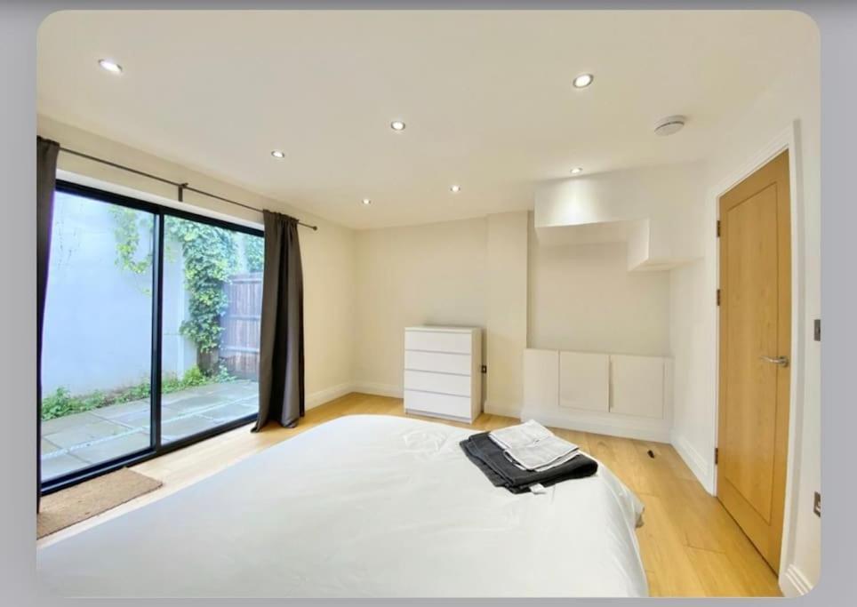 Luxury 4-Bed Apartment With Balcony & Garden, Near Emirates Stadium, 15 Mins To Central London Exterior foto